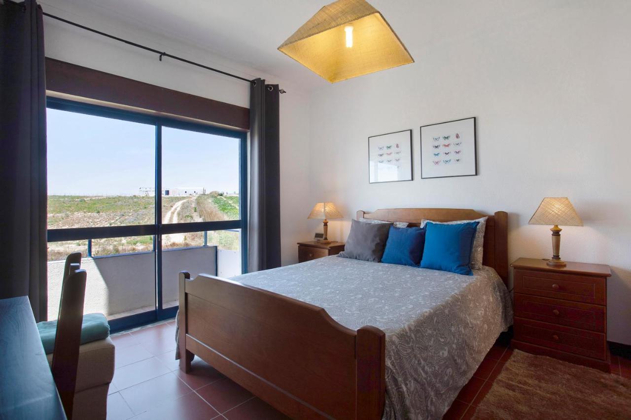 Sao Bernardino Beach House Atouguia Da Baleia Ngoại thất bức ảnh