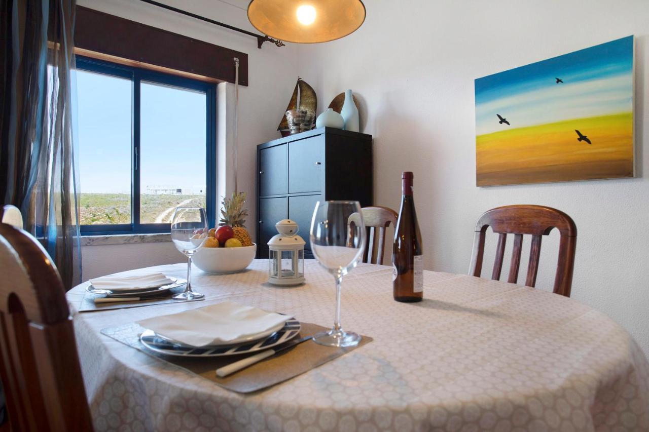 Sao Bernardino Beach House Atouguia Da Baleia Ngoại thất bức ảnh